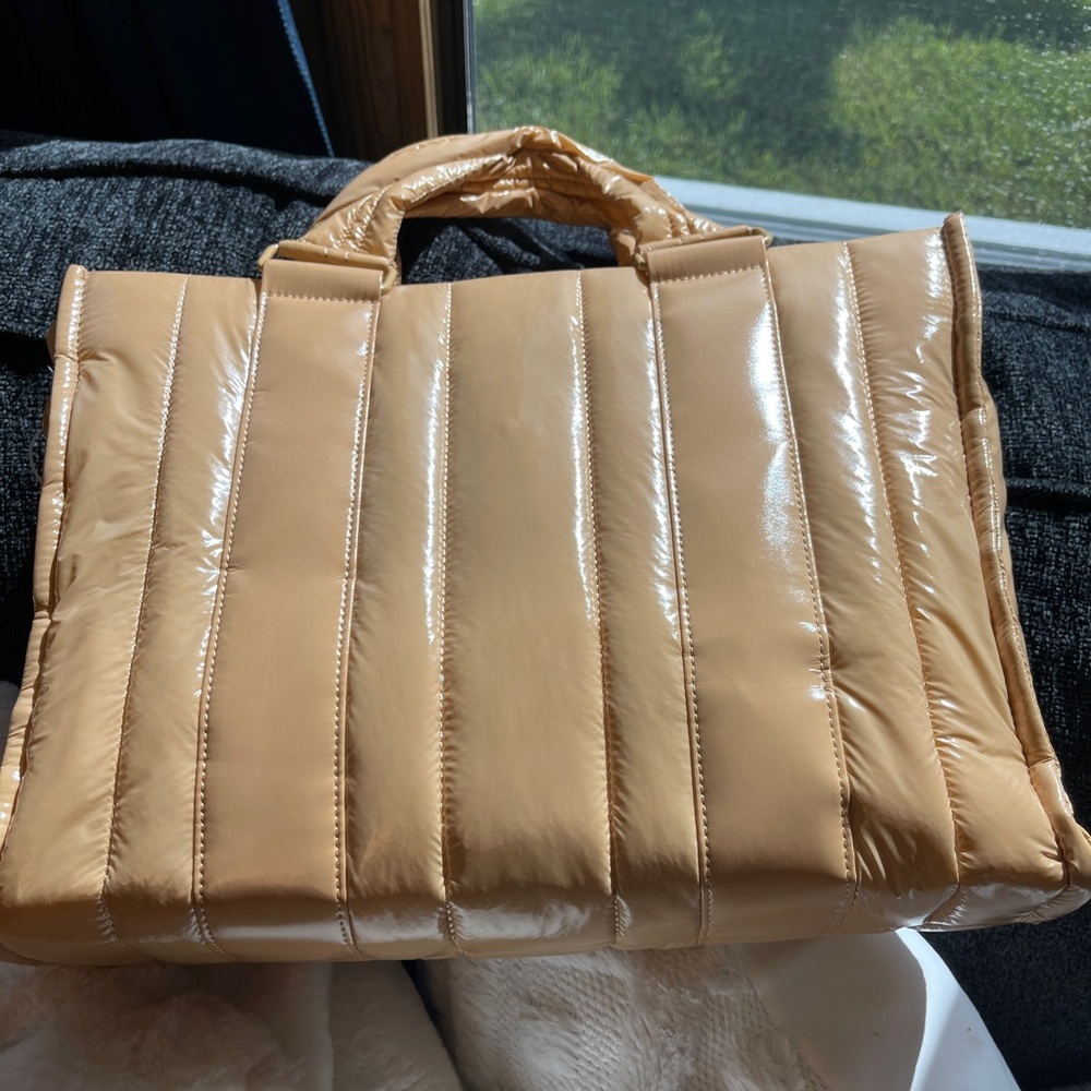 STEVE MADDEN Camel Blilian Puffer Tote - Picture 12 of 12